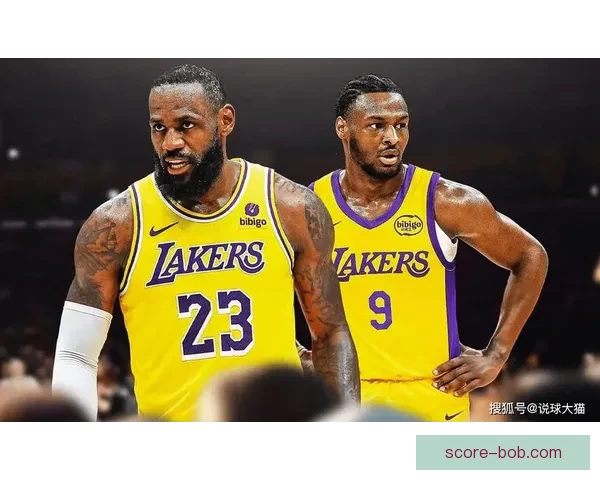 詹姆斯高光之夜携布朗尼同框引爆全场他究竟是谁再度封神之问